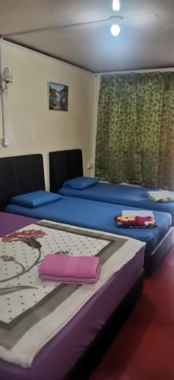 Strawberry Rest House Mesilou Kampong Kundassan 外观 照片