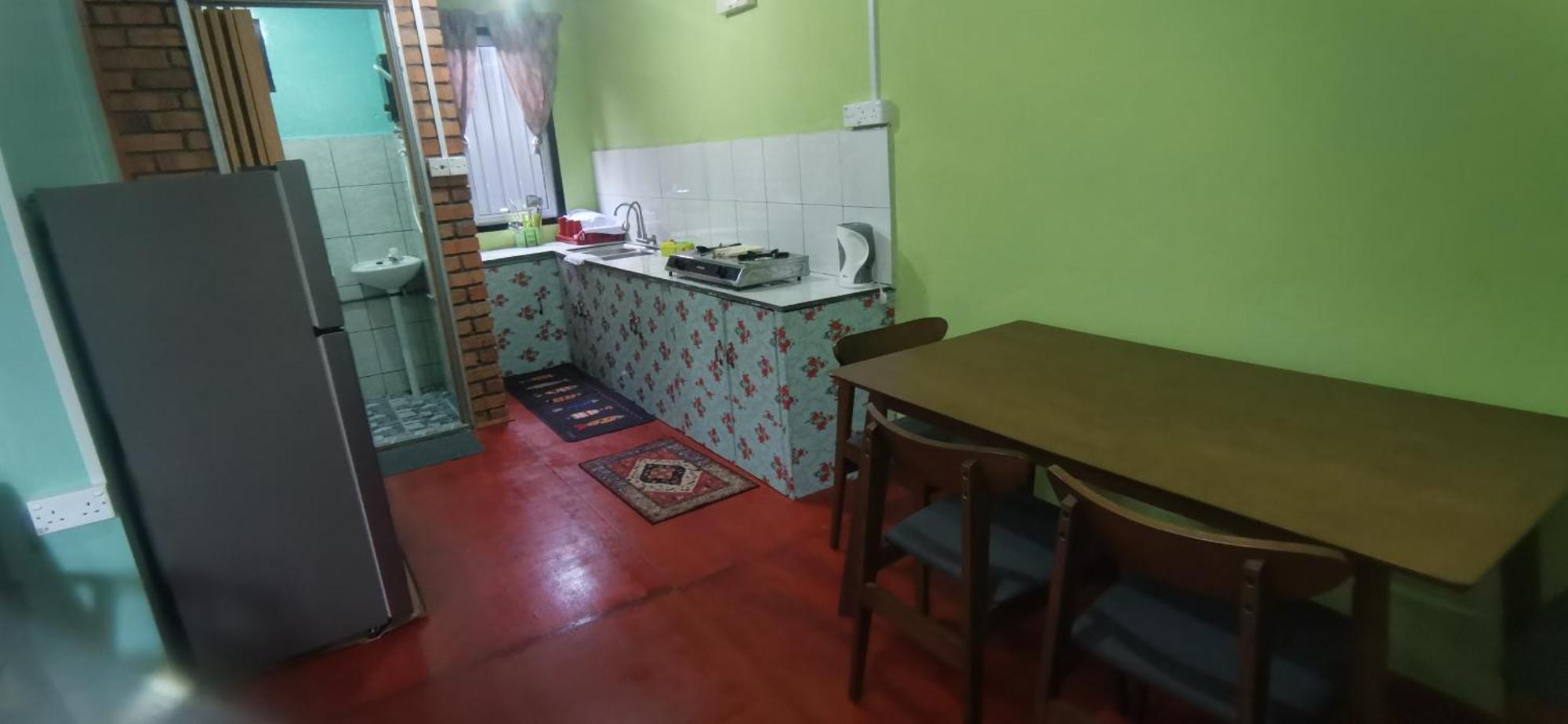 Strawberry Rest House Mesilou Kampong Kundassan 客房 照片